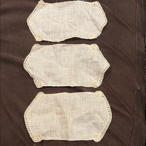 7 Cocktail vintage  cocktail napkins cream